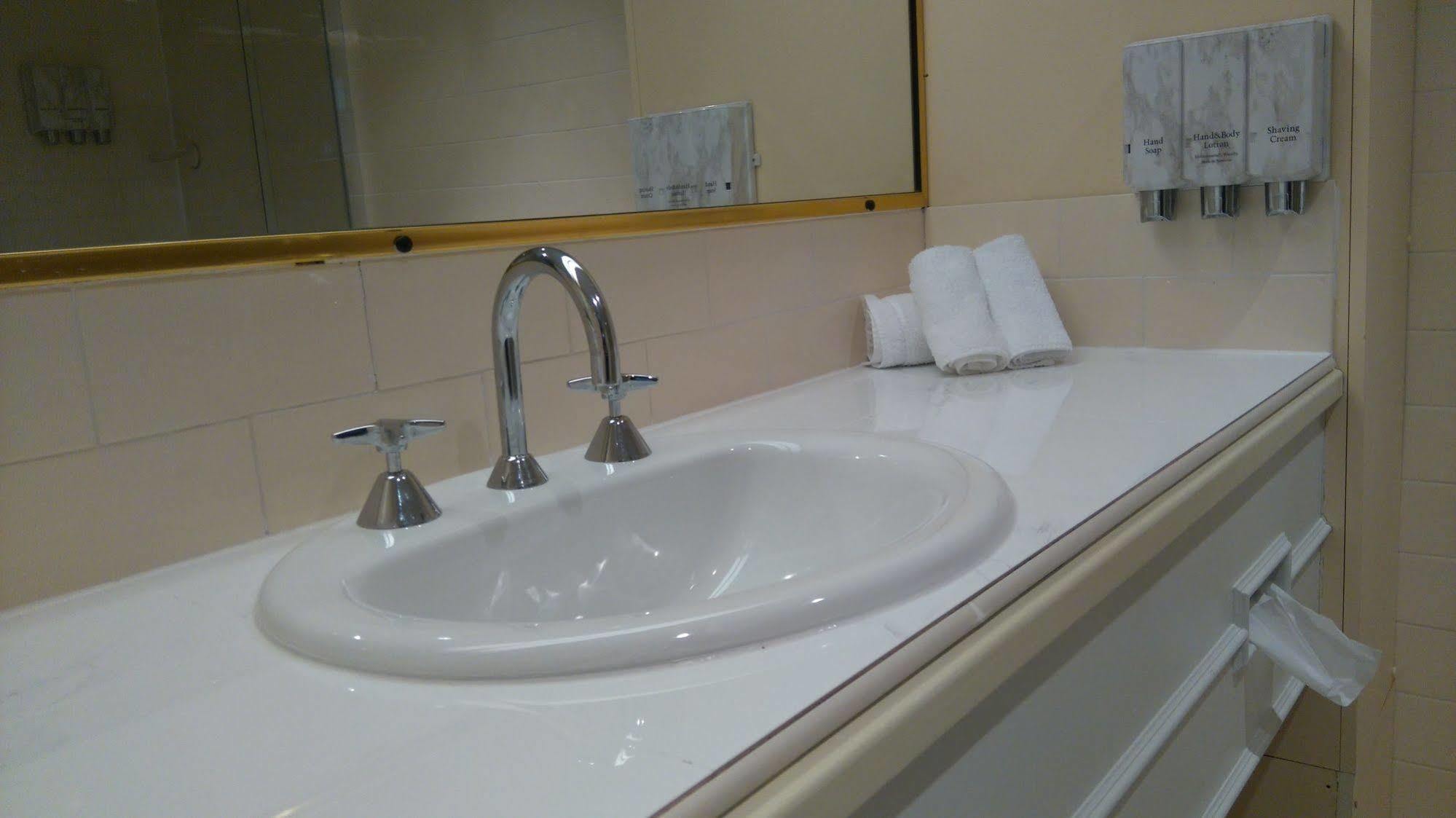 Heritage Motor Inn Гоулберн Екстериор снимка