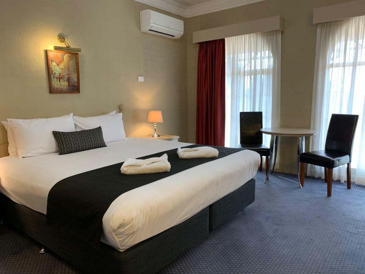 Heritage Motor Inn Гоулберн Екстериор снимка
