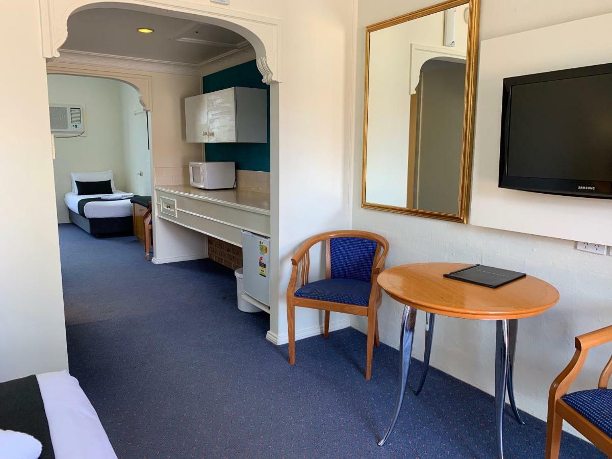 Heritage Motor Inn Гоулберн Екстериор снимка