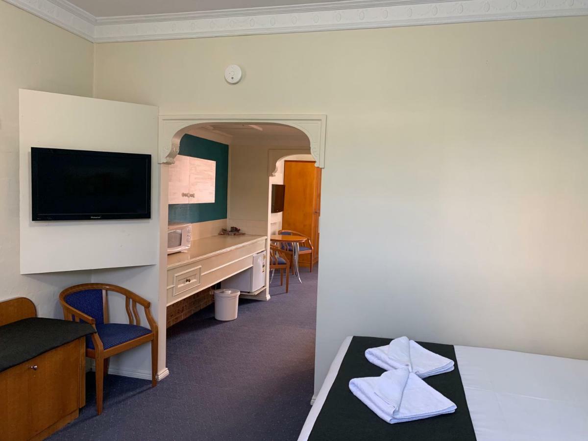 Heritage Motor Inn Гоулберн Екстериор снимка